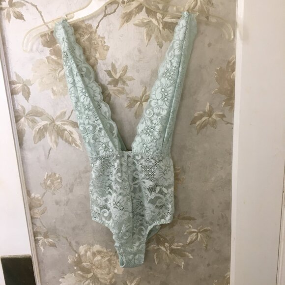 We Are HAH Comin In HAHt Lace Bodysuit in Something Blue Size XS-NWT - Picture 2 of 6